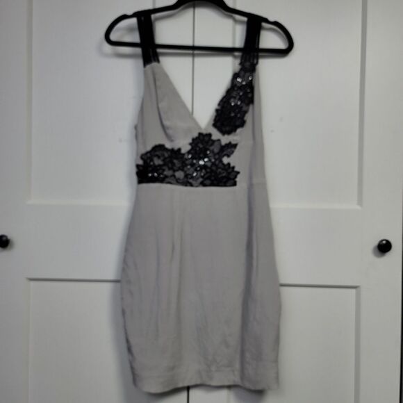 Guess by marciano mini dress - Picture 3 of 13